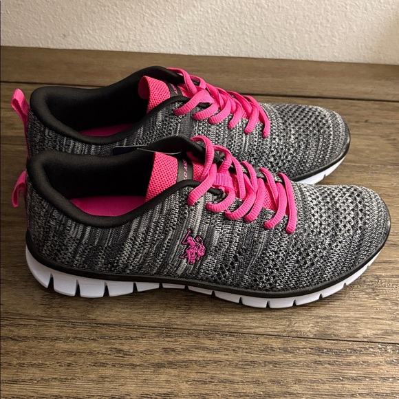 NIB [U.S. Polo Assn.] Iris Black/Grey/Fuchsia Athletic Comfort Sneakers Women’s - Picture 3 of 10